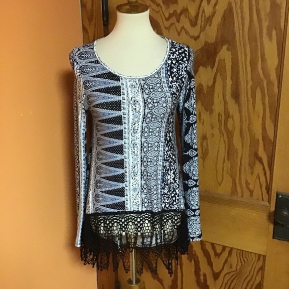 Vintage Havana boho lace trimmed top - Picture 4 of 9